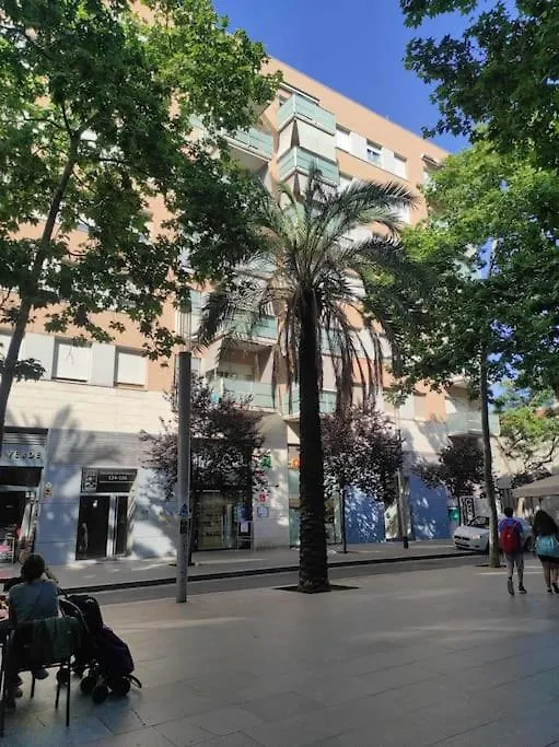 New! Amazing 2 Bedroom Apartment In Rambla Del Poblenou برشلونة