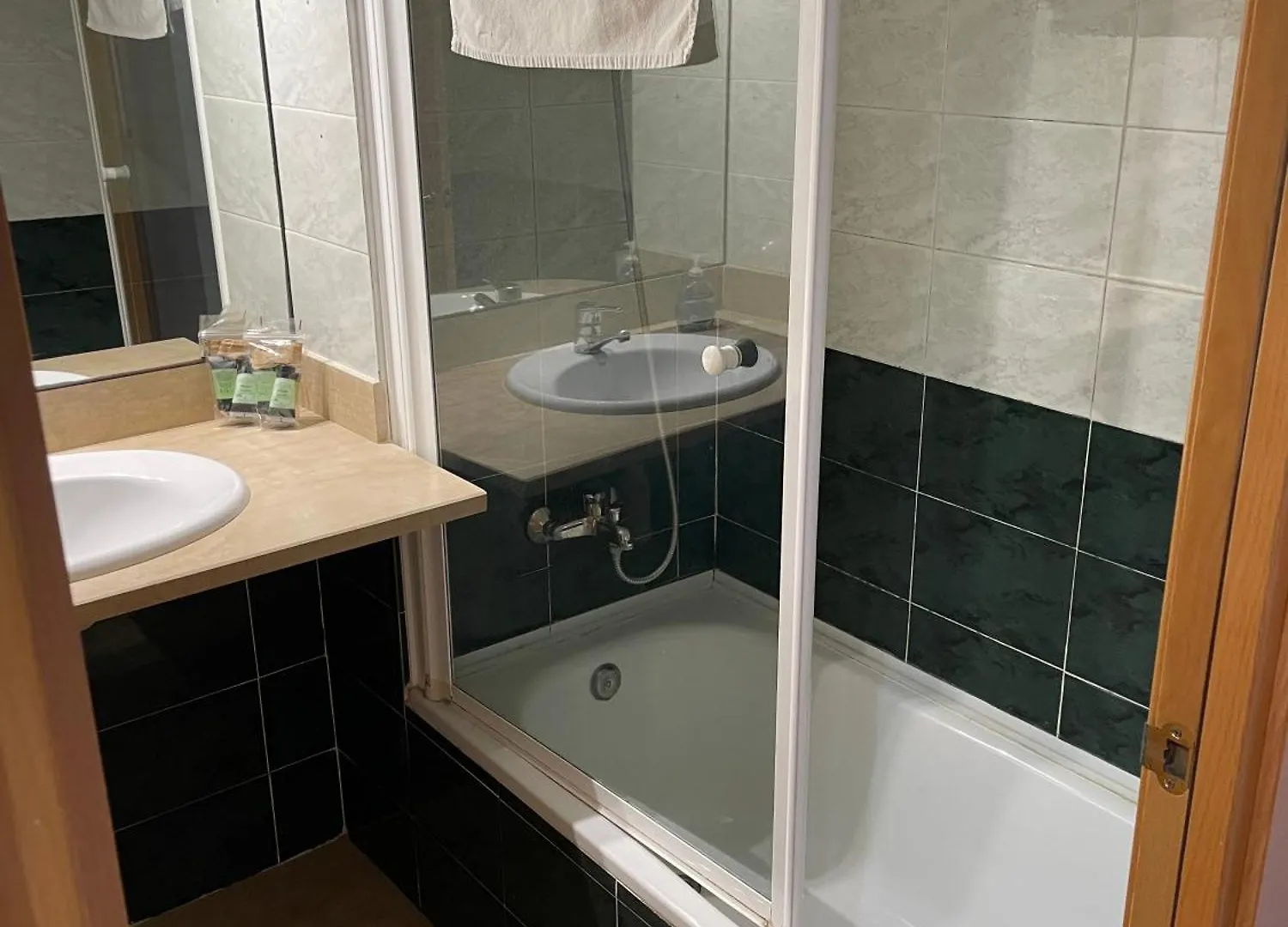 New! Amazing 2 Bedroom Apartment In Rambla Del Poblenou Barcelone